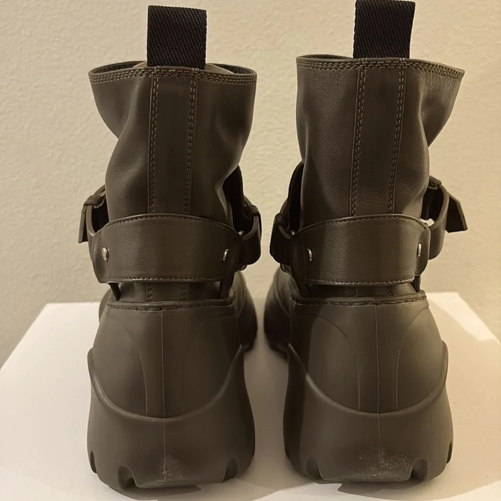 NEW [Burberry] SUPER RARE Authenticated Hunter Green Buckle Boots Men’s Sz 10.5 - Picture 6 of 15